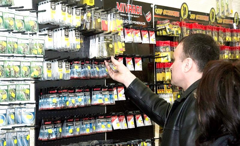 Vineri, 17 martie incepe targul de pescuit de la Timisoara